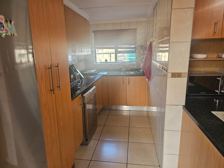 4 Bedroom Property for Sale in Braelyn Eastern Cape